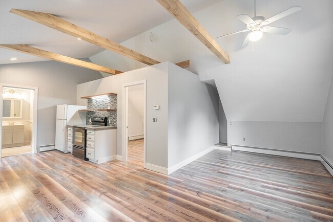 Foto del edificio - 87 Brookfield Rd