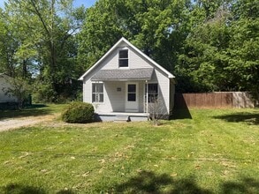 Building Photo - 263 Dyer Ave