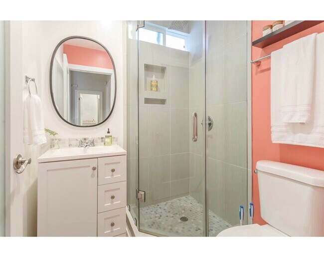 Building Photo - 227 Horizon Ave