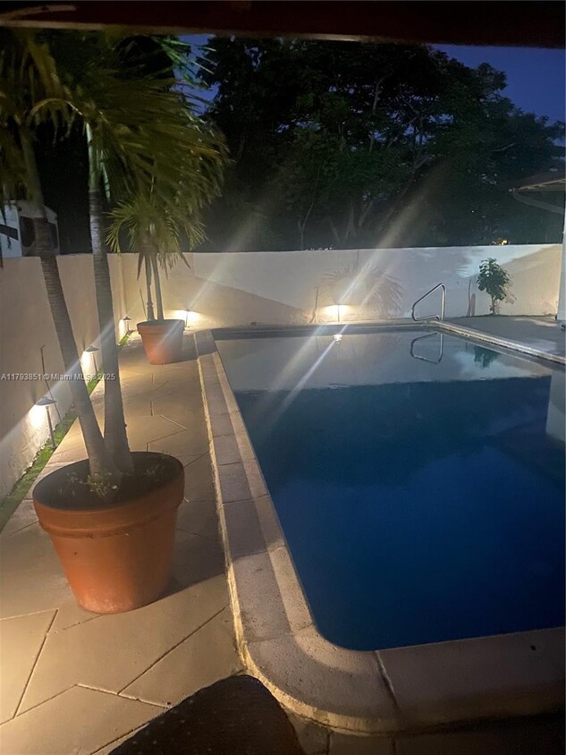Foto principal - 3033 SW 16th Ter