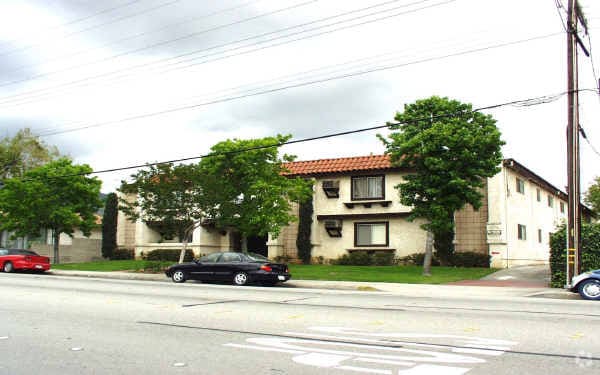 Foto del edificio - 1404 Highland Ave