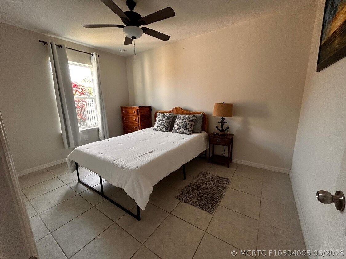 Foto del edificio - 1522 SE Flintlock Rd