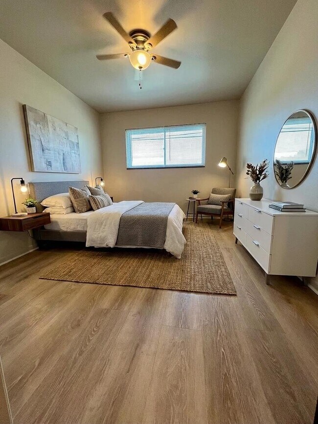 Foto del edificio - 7212 Helen St