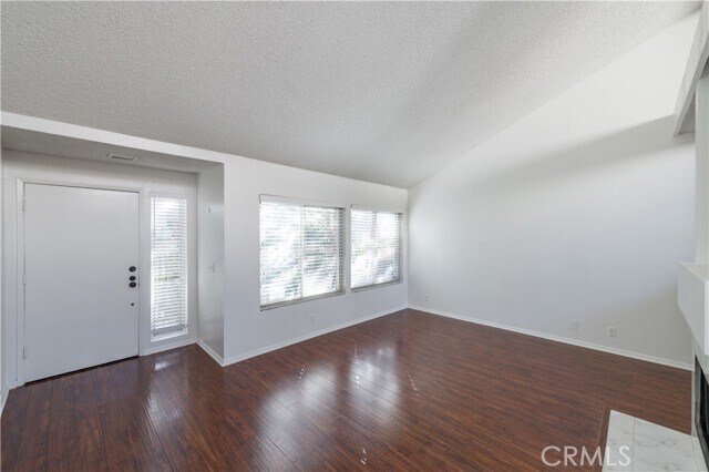 Foto del edificio - 12 Navarre