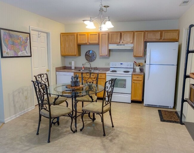 Building Photo - 142 Overbrook Ct