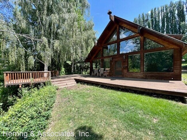 Building Photo - 3 br, 4 bath House - 4755 Squilchuck Rd