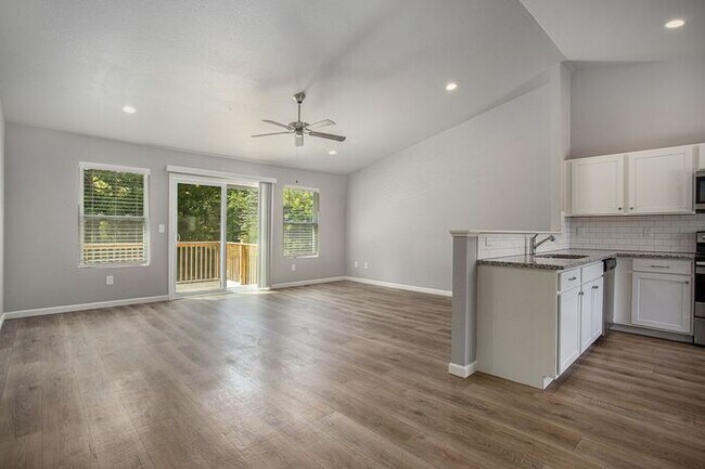 Foto del edificio - 3149 Alder Dr SW