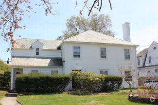 Building Photo - 98 S Hamilton St