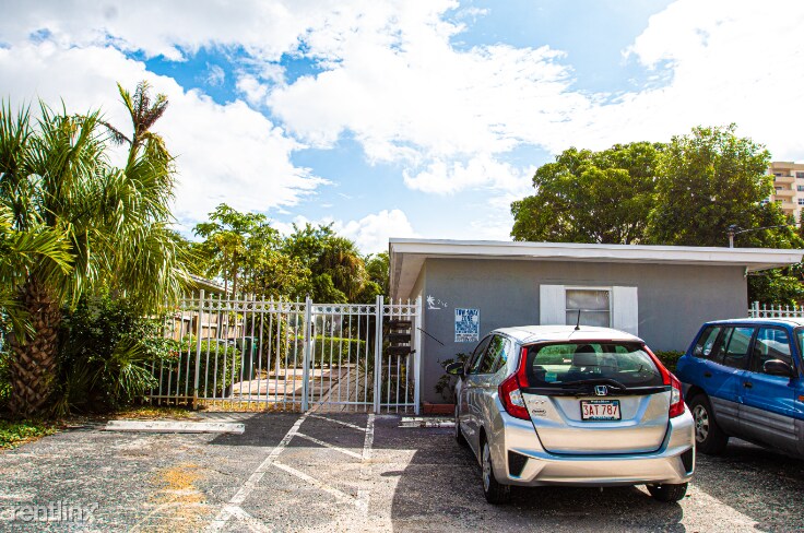 2 br, 2 bath - 916 N Victoria Park Rd # 1 - 2 br, 2 bath  - 916 N Victoria Park Rd # 1