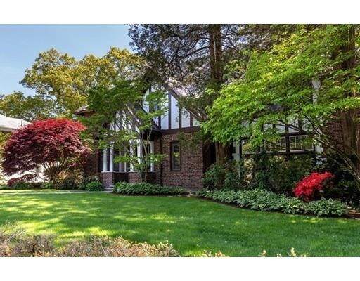 Building Photo - 874 Commonwealth Avenue