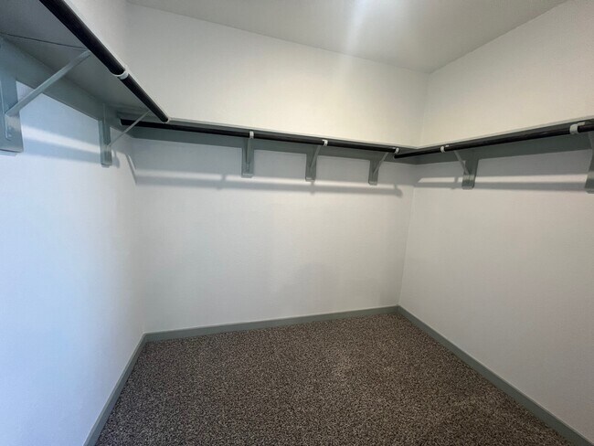 Foto del edificio - 2523 Ruby Copper Dr