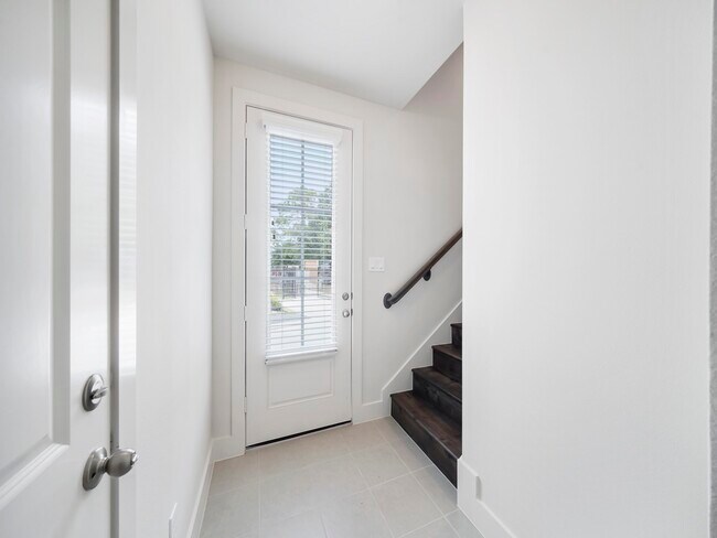 Foto del edificio - 2007 Bauer Dr