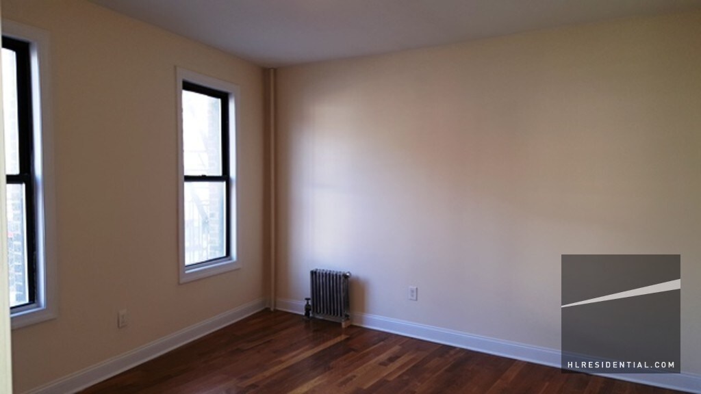 Primary Photo - 520 Ocean Ave