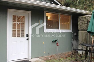 Building Photo - 15533 Sunny Cove Dr SE