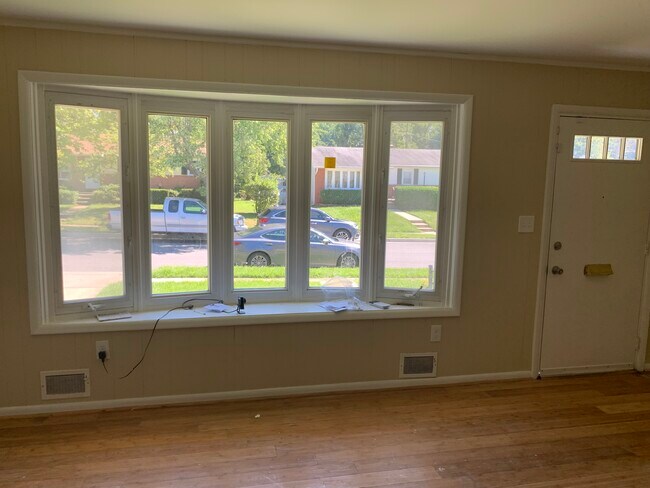Building Photo - 6719 Ransome Dr