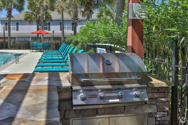 Building Photo - Congaree Villas