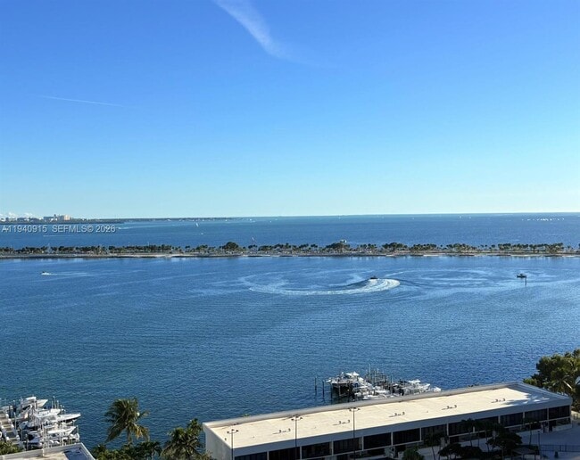 Building Photo - 1901 Brickell Ave