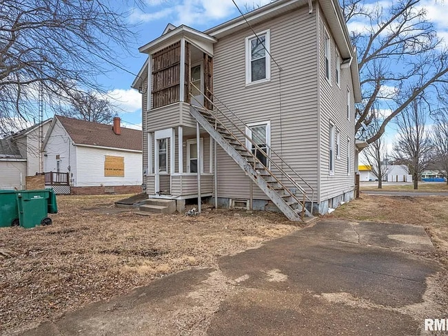 Building Photo - 1167 N 4th St