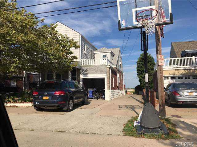 Primary Photo - 118 Lynbrook Ave