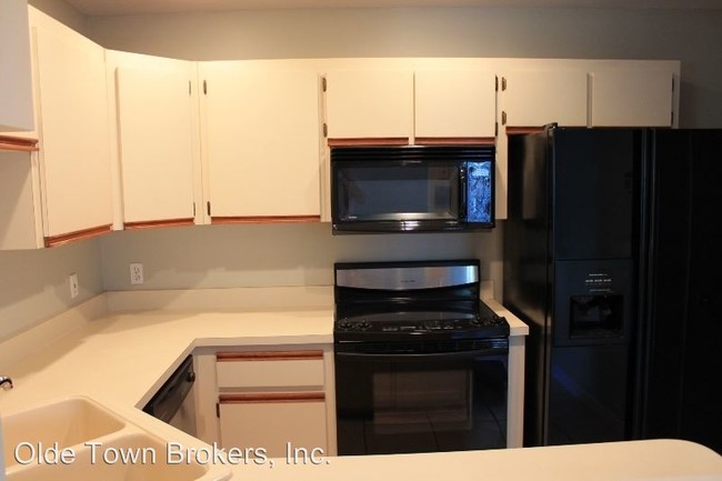 Building Photo - 3 br, 3.5 bath House - 807 South Street