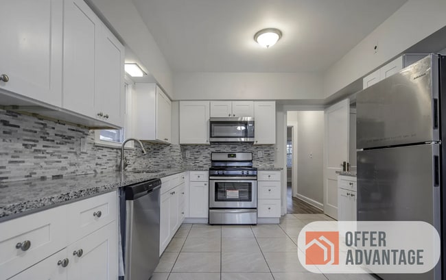 Building Photo - 3777 Montevista Rd