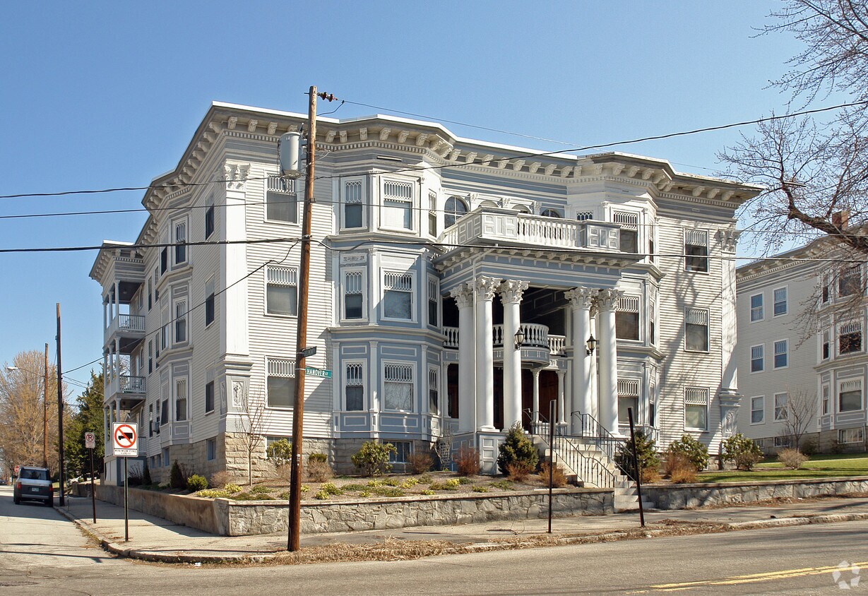 Foto principal - 488 Hanover St