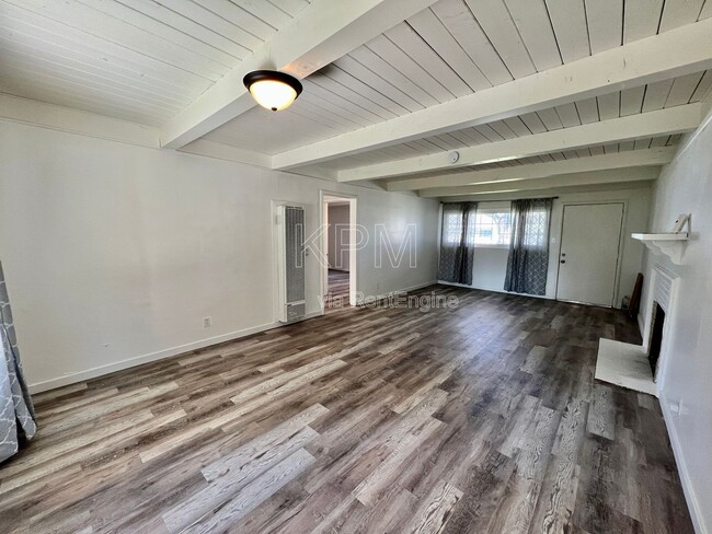 Building Photo - 1932 Rutledge Way