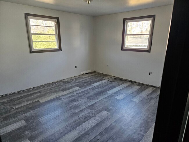 Foto del edificio - 1403 Beech Tree Dr