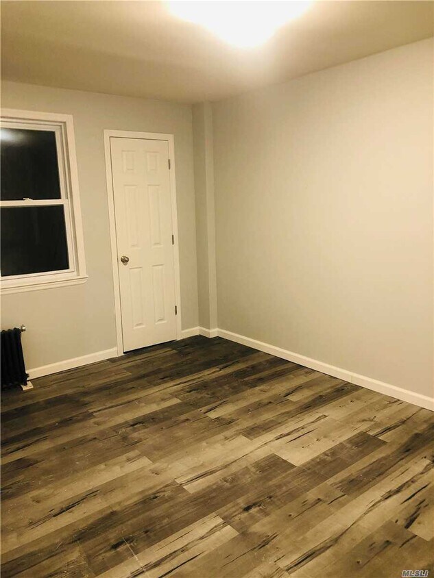 Building Photo - 211-10 99th Ave