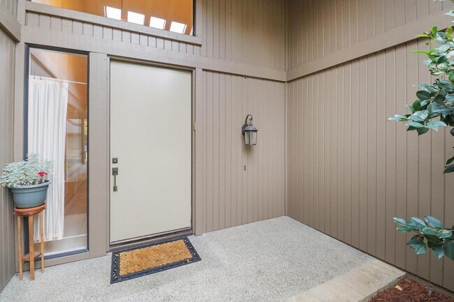 Building Photo - 11465 Ghirardelli Ct