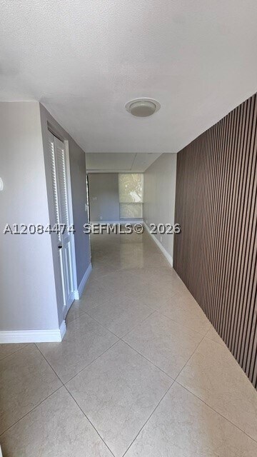 Building Photo - 2503 Bridgewood Ln