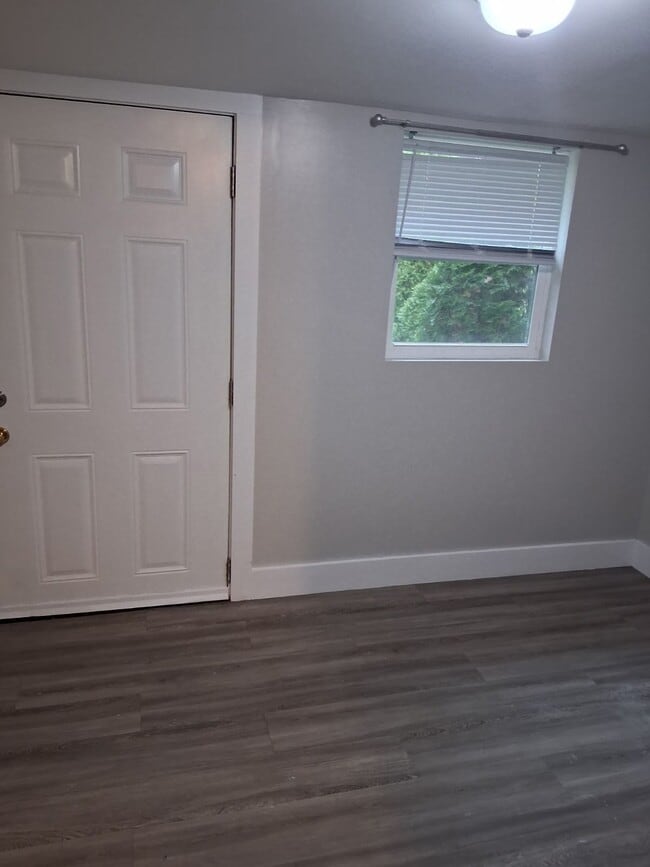 Building Photo - 203 Kensi Dr