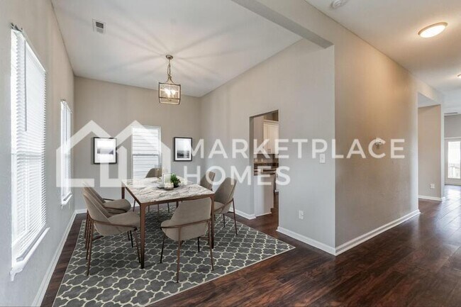 Building Photo - 2529 Tidewater Dr