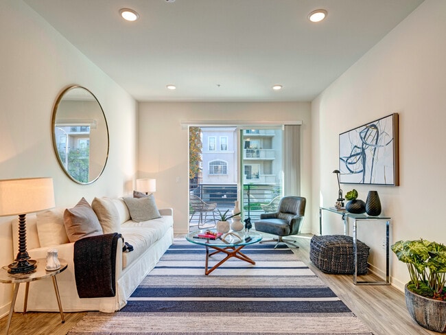 Photo - 6908 Knowlton Pl Apartment