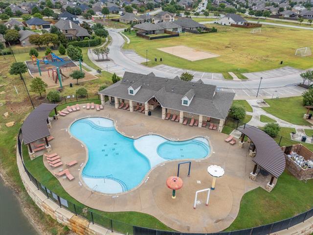 Foto del edificio - 1125 Silver Maple Ln