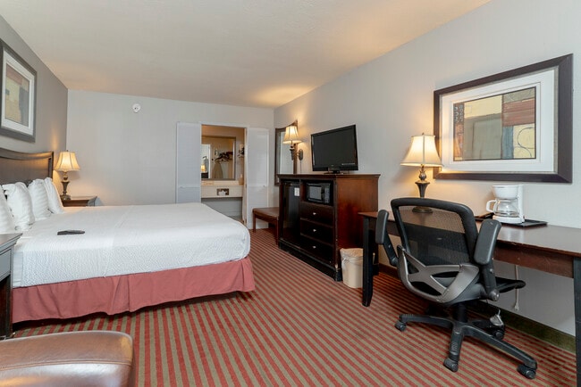 Building Photo - The Dels Pittsburg