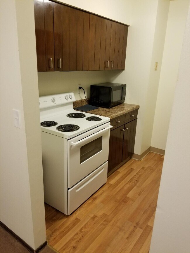 Sharon Park Manor Apartments Apartments Coraopolis, PA