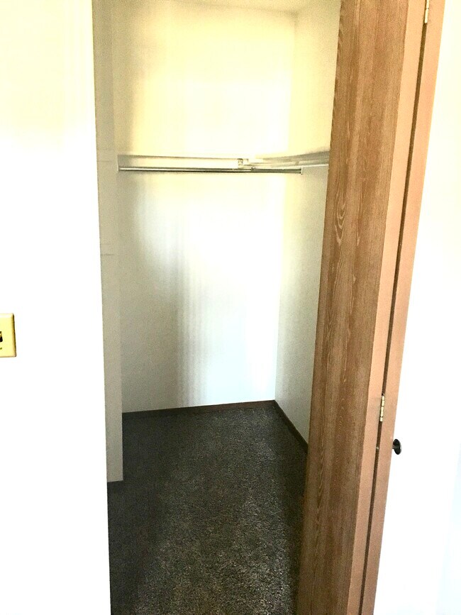 Foto del edificio - 380 Paradise Cir