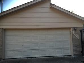 Foto principal - 8021 Oakwood Forest Dr