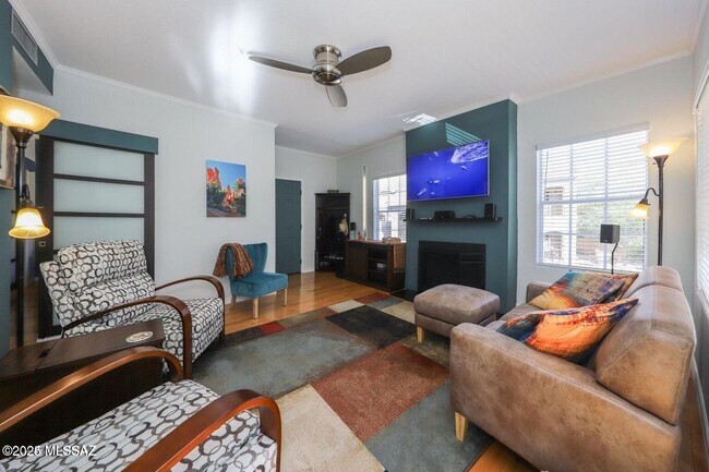 Foto del edificio - 1500 E Pusch Wilderness Dr