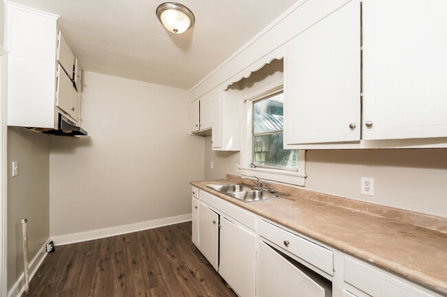 Building Photo - 1143 41st Street Ensley