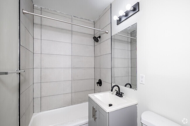 1BR, 1BA - Bathroom - Concord Hills Apartments