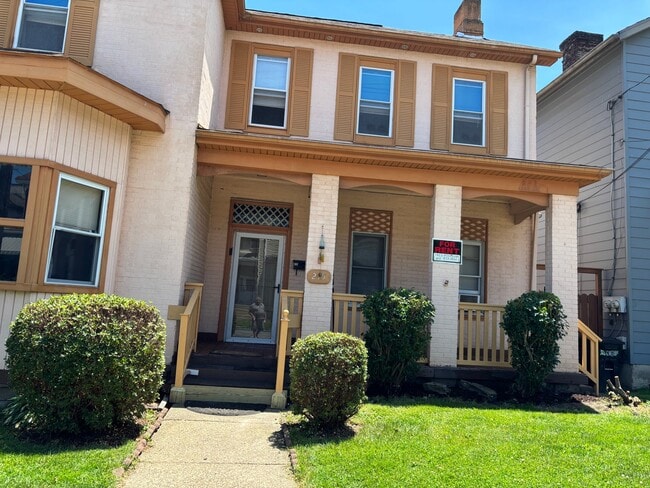 Photo - 215 5th Ave Apartment