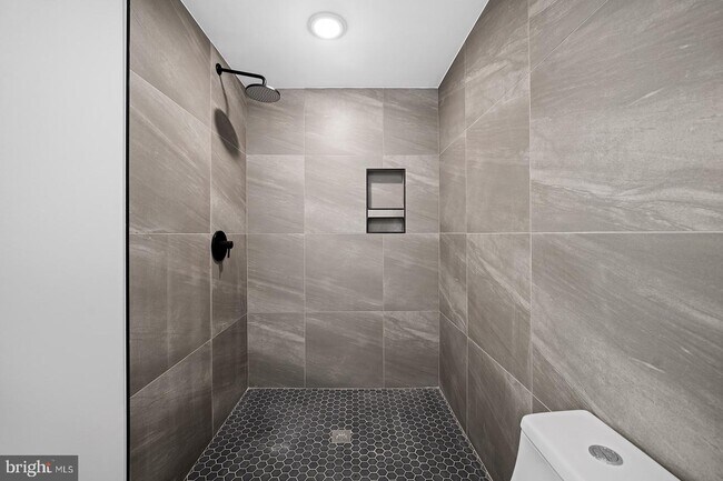 Foto del edificio - 3216 W Diamond St