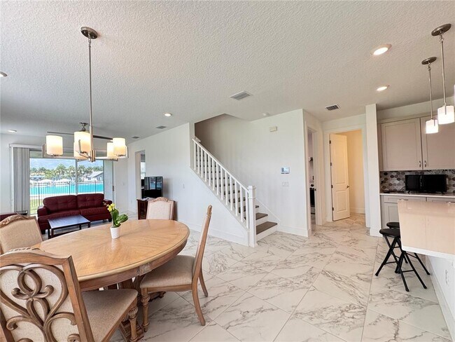 Building Photo - 7973 Avon Dive Ct