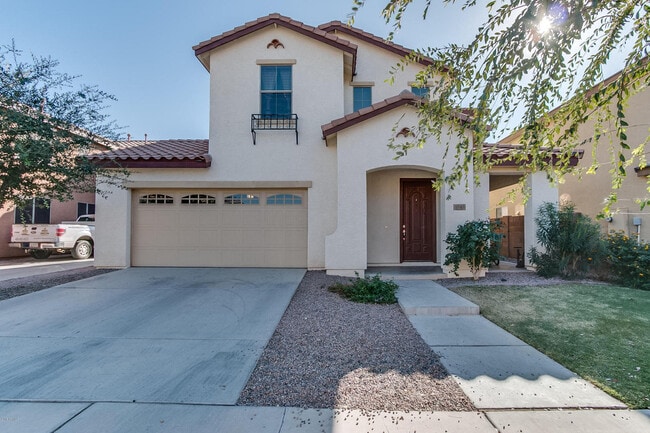Building Photo - Wonderfully upgraded bedroom/2.5 bath in t...