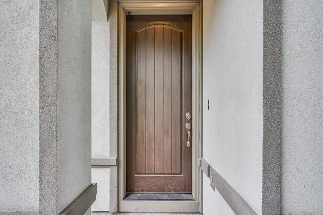 Foto del edificio - Beautiful 3 bed, 2.5 bath rental home in O...