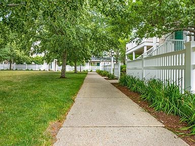 Foto del edificio - 88 Bradford Commons Ln