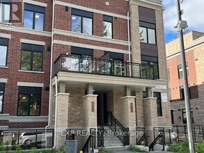 Building Photo - 58 Elizabeth St S