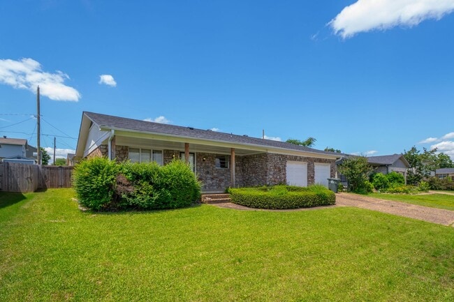 Building Photo - 3 bedroom West Little Rock home